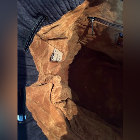 Patrizia Nash velvet corduroy sack bag crossbody - Picture 10 of 13